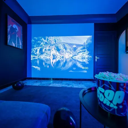 Apartament Le Salon Prive - Cinema, Billard, Parking & Billiard Belley