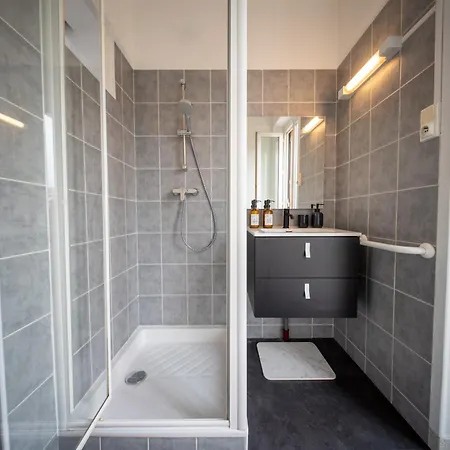 Apartament Le Salon Prive - Cinema, Billard, Parking & Billiard Belley