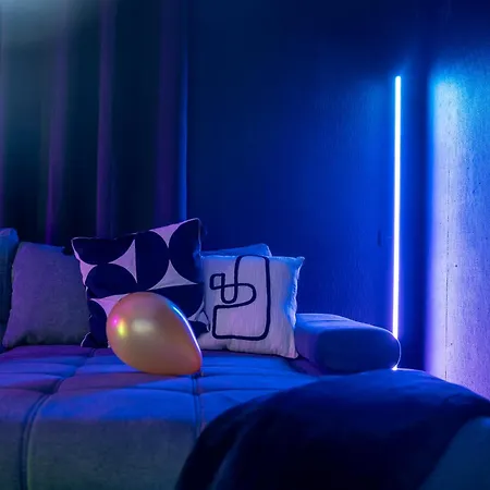 Le Salon Prive - Cinema, Billard, Parking & Billiard Belley